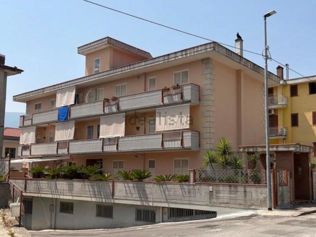 Appartamento in vendita di 85 m² in Via Pietro Fimiani, 163