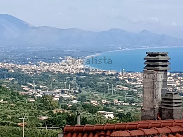 Appartamento in vendita di 85 m² in Via Provinciale Trivio Castellonorato