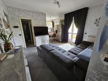 Appartamento in vendita di 85 m² in Via provinciale Carrara Avenza
