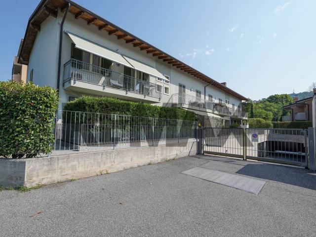 Appartamento in vendita di 85 m² in Via Ramera, 80