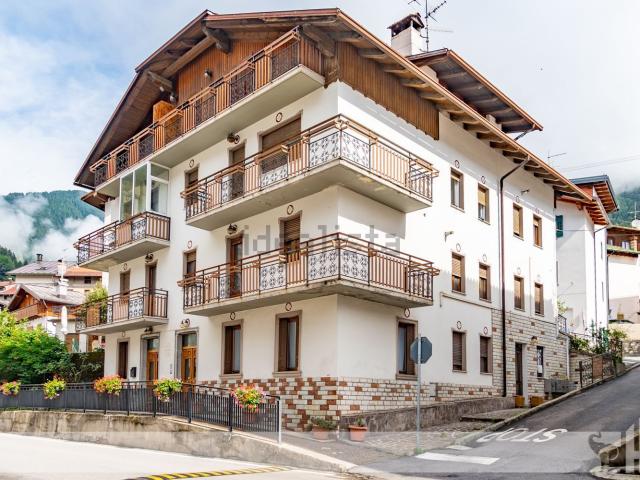 Appartamento in vendita di 85 m² in Via Roma, 240