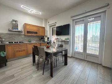 Appartamento in vendita di 85 m² in Via Roma, 205