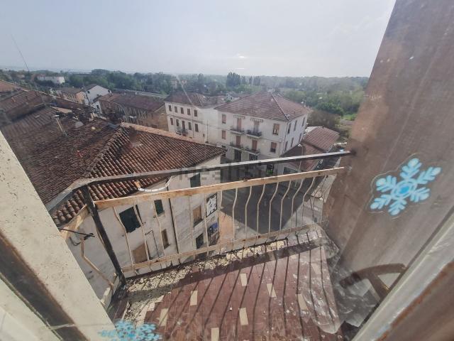 Appartamento in vendita di 85 m² in Via Roma