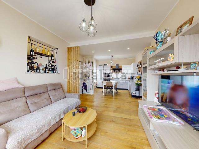 Appartamento in vendita di 85 m² in Via Roma