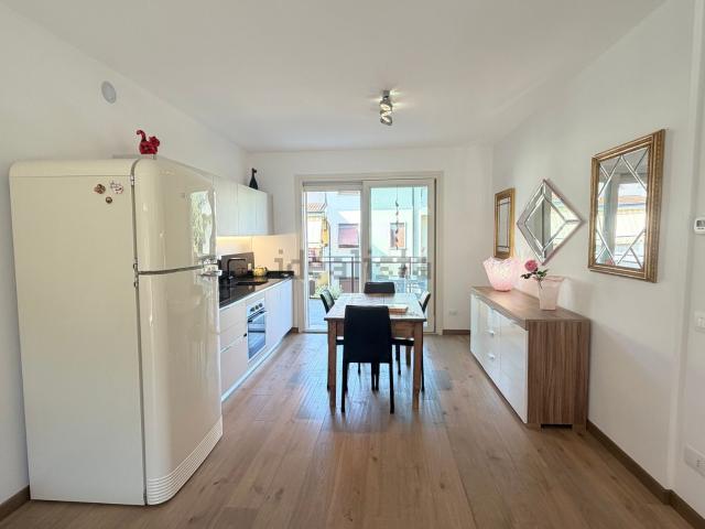 Appartamento in vendita di 85 m² in Via Rodi, 35