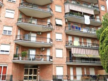 Appartamento in vendita di 85 m² in Via Rosselli, 36