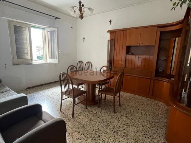 Appartamento in vendita di 85 m² in Via S. Caterina, 3