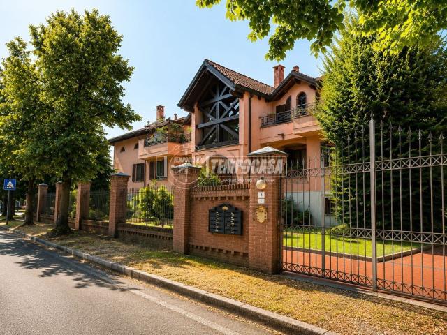 Appartamento in vendita di 85 m² in Via San Zenone