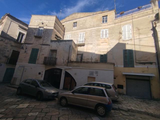 Appartamento in vendita di 85 m² in Via Salvatore Fighera
