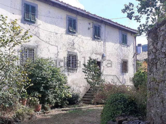 Appartamento in vendita di 85 m² in Via sassi