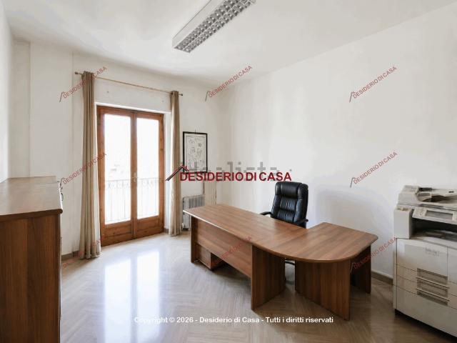 Appartamento in vendita di 85 m² in Via Senatore Durante, 2