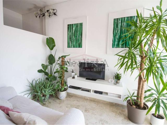 Appartamento in vendita di 85 m² in Via Silvio Pellico, 73