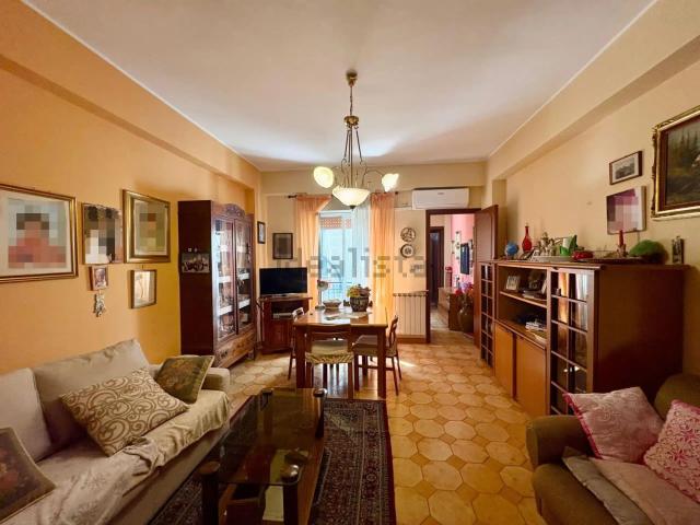 Appartamento in vendita di 85 m² in Via Statale San Antonino, 661