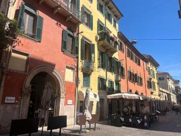 Appartamento in vendita di 85 m² in Via Stella