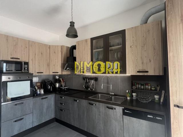 Appartamento in vendita di 85 m² in Via Stelvio, 7