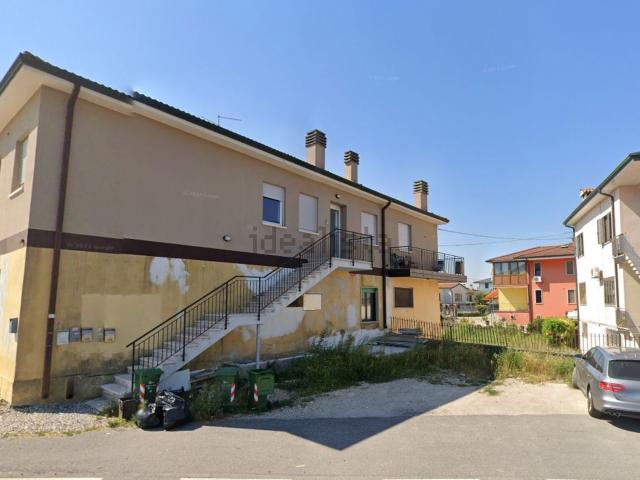 Appartamento in vendita di 85 m² in Via Strà