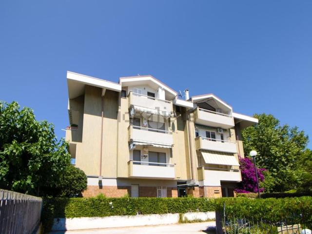 Appartamento in vendita di 85 m² in Viale Alcione, 52