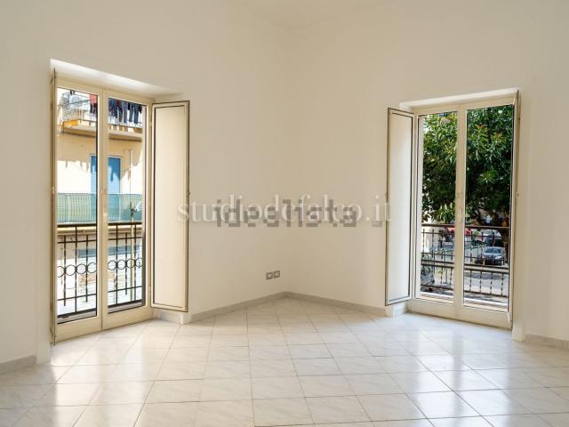Appartamento in vendita di 85 m² in Viale Cavalleggeri D&apos Aosta