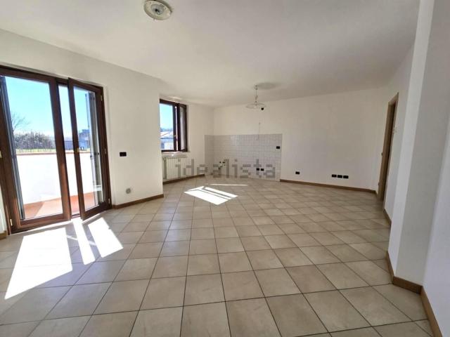 Appartamento in vendita di 85 m² in Viale dei Mille, 53034
