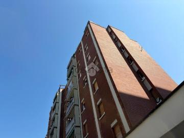 Appartamento in vendita di 85 m² in Viale della Repubblica, 35
