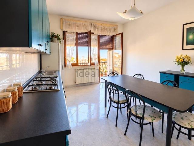 Appartamento in vendita di 85 m² in Viale Europa, 27