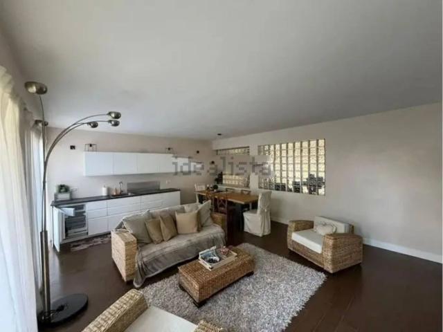 Appartamento in vendita di 85 m² in Viale F. Agello