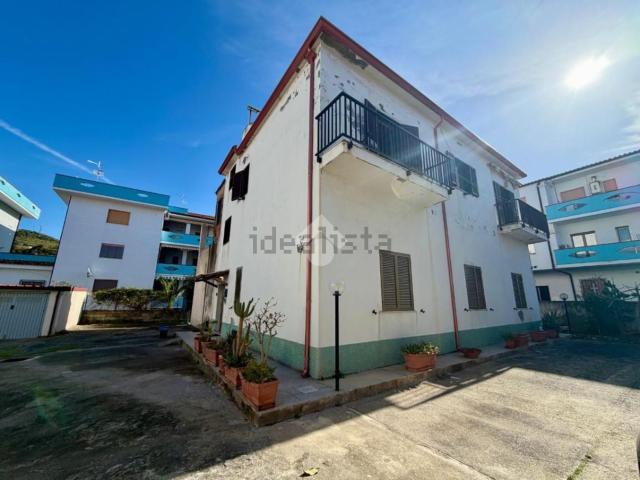 Appartamento in vendita di 85 m² in Viale Glauco, 90