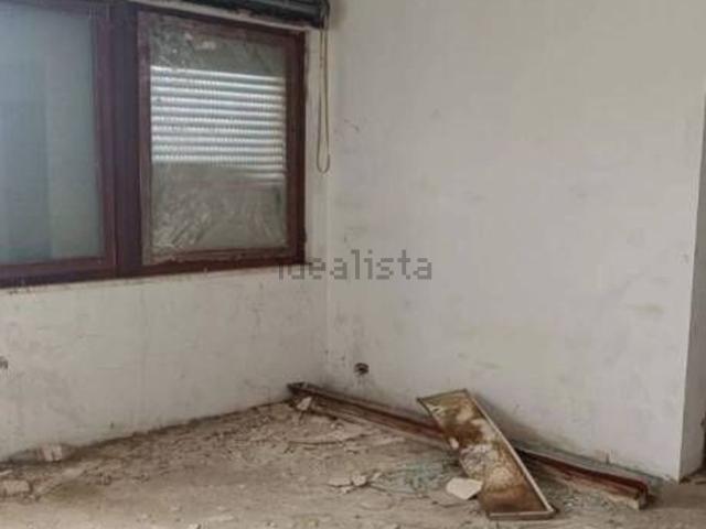 Appartamento in vendita di 85 m² in Viale Gran Sasso, 103