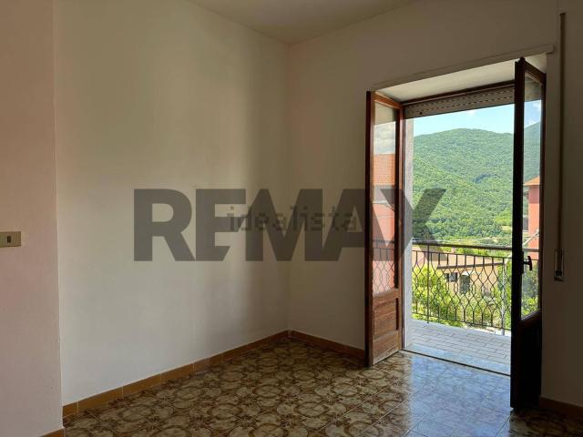 Appartamento in vendita di 85 m² in Viale Roma, 9