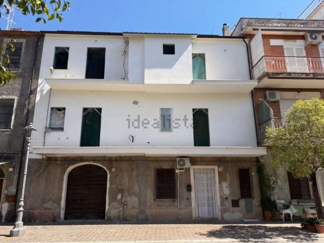 Appartamento in vendita di 85 m² in Viale Stanislao Aureli