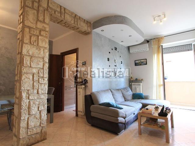Appartamento in vendita di 85 m² in Viale Toscana, 18