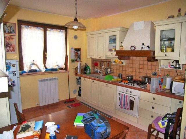 Appartamento in vendita di 85 m² in Via della Madonnina