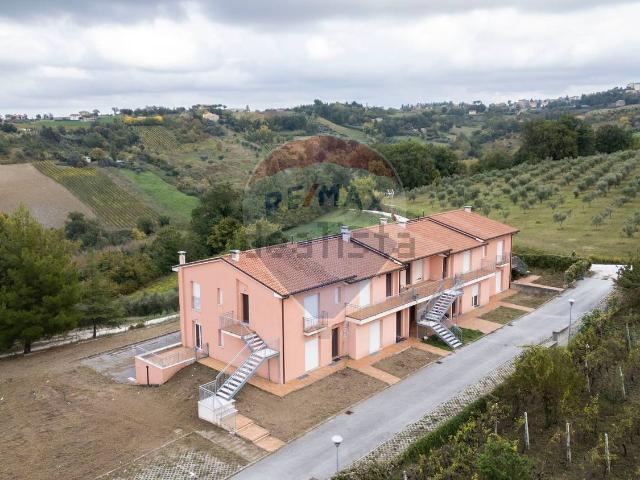 Appartamento in vendita di 860 m² in Via Sant Eleuterio, 15