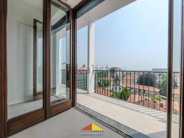 Appartamento in vendita di 86 m² in Corso Re Umberto, 94