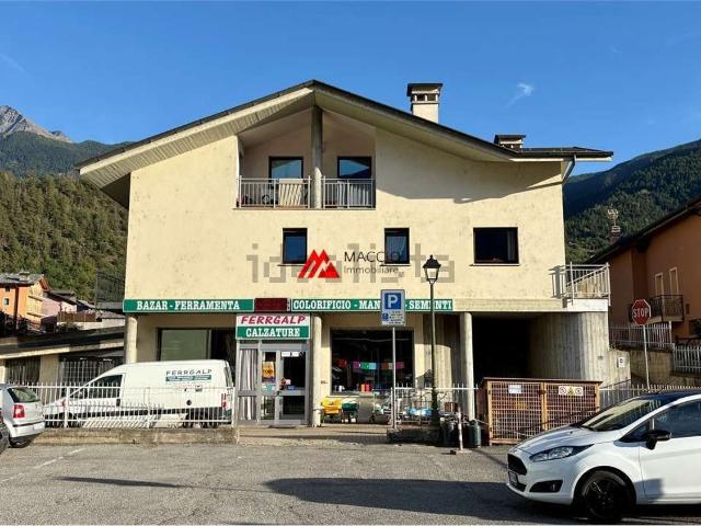 Appartamento in vendita di 86 m² in Frazione Chez le Ru, 20