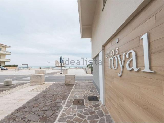 Appartamento in vendita di 86 m² in Largo Modesto della Porta, 5