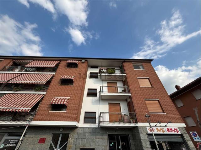 Appartamento in vendita di 86 m² in Piazza Giacomo Grosso, 4