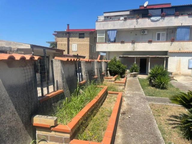 Appartamento in vendita di 86 m² in Via Tutuni