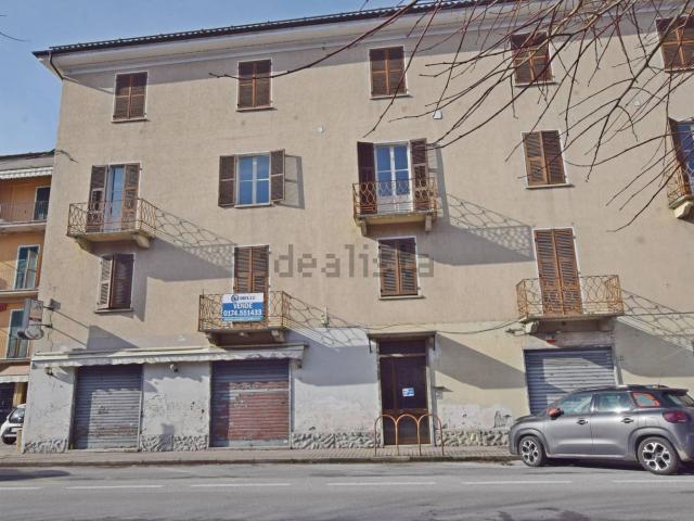 Appartamento in vendita di 86 m² in Via Vittorio Veneto, 25