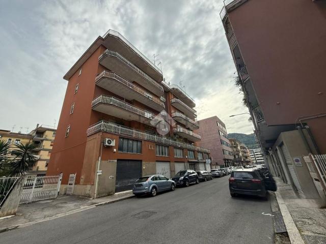 Appartamento in vendita di 86 m² in Via Abate Aligerno, 40