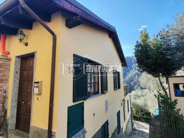 Appartamento in vendita di 86 m² in Via Alberto Divizia
