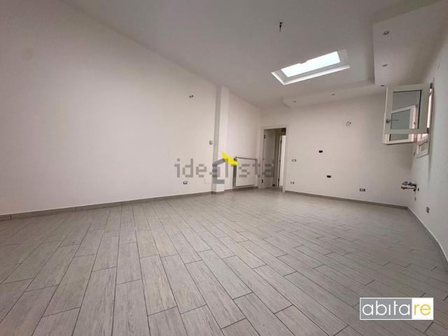 Appartamento in vendita di 86 m² in Via Aldobrandini, 16