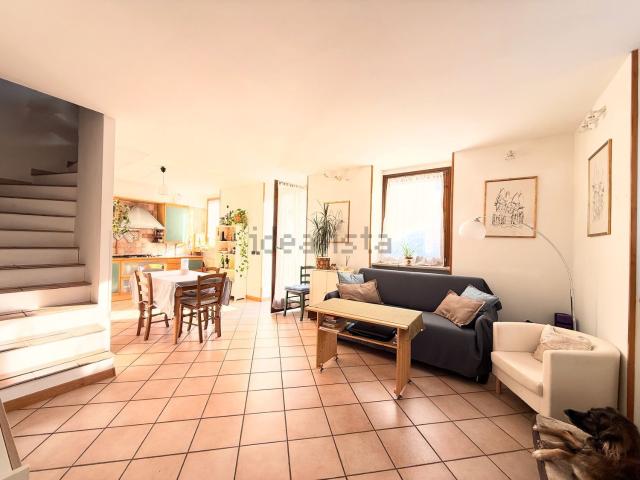 Appartamento in vendita di 86 m² in Via Arturo de Bonetti, 53