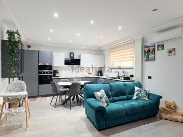 Appartamento in vendita di 86 m² in Via Bari, 10