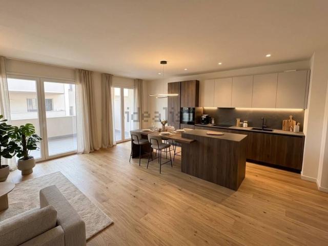Appartamento in vendita di 86 m² in Via Campo Dei Fiori