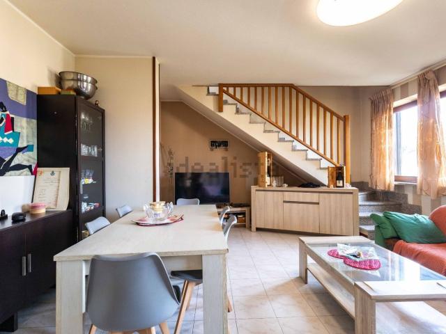 Appartamento in vendita di 86 m² in Via Dante Alighieri, 140