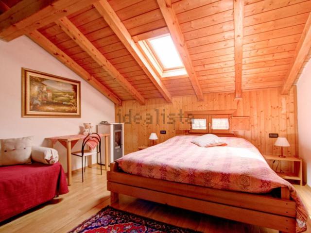 Appartamento in vendita di 86 m² in Via dei Pianeti