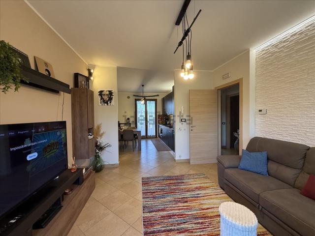 Appartamento in vendita di 86 m² in Via del Giglio, 72
