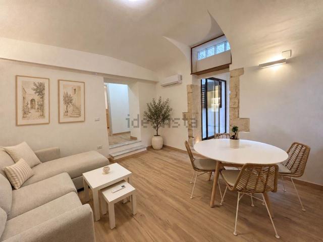 Appartamento in vendita di 86 m² in Via della Amalfitania, 9