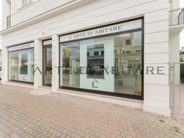 Appartamento in vendita di 86 m² in Via della Libertà